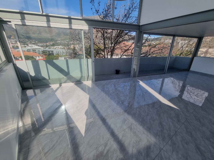 To Let 2 Bedroom Property for Rent in Tamboerskloof Western Cape